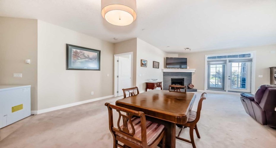 1005A Westmount Drive, Strathmore, Alberta T1P 0C3, 2 Bedrooms Bedrooms, ,2 BathroomsBathrooms,Residential,For Sale,Westmount,A2324313