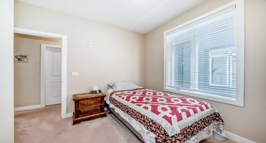 1005A Westmount Drive, Strathmore, Alberta T1P 0C3, 2 Bedrooms Bedrooms, ,2 BathroomsBathrooms,Residential,For Sale,Westmount,A2324313