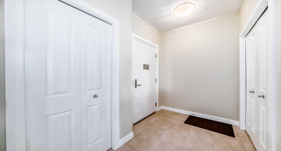 1005A Westmount Drive, Strathmore, Alberta T1P 0C3, 2 Bedrooms Bedrooms, ,2 BathroomsBathrooms,Residential,For Sale,Westmount,A2324313