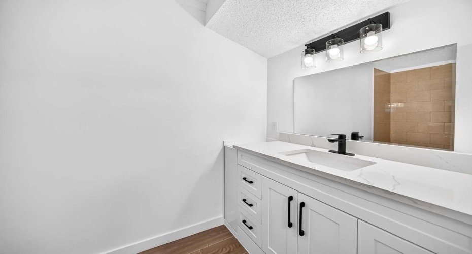 829 Coach Bluff Crescent, Calgary, Alberta T3H 1B1, 2 Bedrooms Bedrooms, ,2 BathroomsBathrooms,Residential,For Sale,Coach Bluff,A2324319