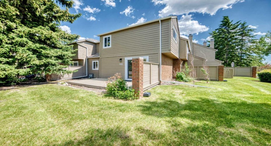 829 Coach Bluff Crescent, Calgary, Alberta T3H 1B1, 2 Bedrooms Bedrooms, ,2 BathroomsBathrooms,Residential,For Sale,Coach Bluff,A2324319