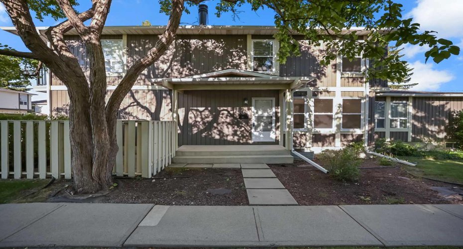 544 Blackthorn Road, Calgary, Alberta T2K 5J5, 3 Bedrooms Bedrooms, ,1 BathroomBathrooms,Residential,For Sale,Blackthorn,A2324326