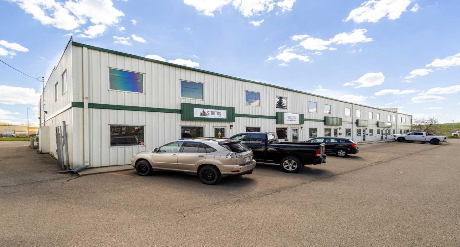 7948 51 Street, Calgary, Alberta T2C 4R2, ,Commercial,For Sale,51,A2324327