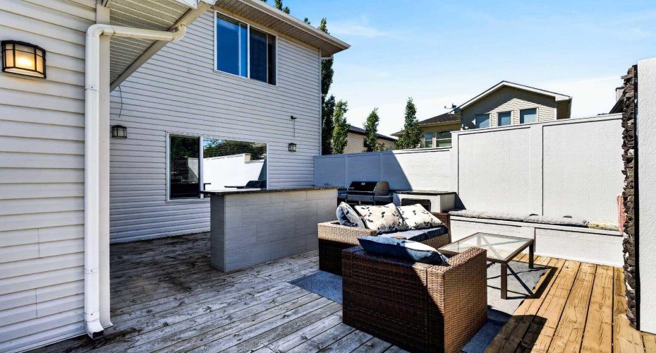 444 Rainbow Falls Way, Chestermere, Alberta T1X 1S6, 3 Bedrooms Bedrooms, ,4 BathroomsBathrooms,Residential,For Sale,Rainbow Falls,A2323843