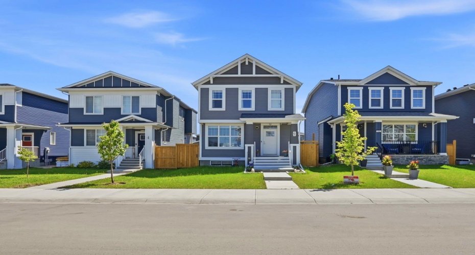 908 West Lakeview Drive, Chestermere, Alberta T1X 2N3, 5 Bedrooms Bedrooms, ,4 BathroomsBathrooms,Residential,For Sale,West Lakeview,A2324463