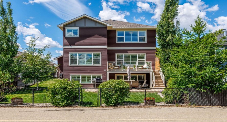 1213 Hillcrest Manor Estates, Strathmore, Alberta T1P 0B9, 5 Bedrooms Bedrooms, ,4 BathroomsBathrooms,Residential,For Sale,Hillcrest Manor,A2323498 1213 Hillcrest Manor Estates, Strathmore, Alberta T1P 0B9, 5 Bedrooms Bedrooms, ,4 BathroomsBathrooms,Residential,For Sale,Hillcrest Manor,A2323498