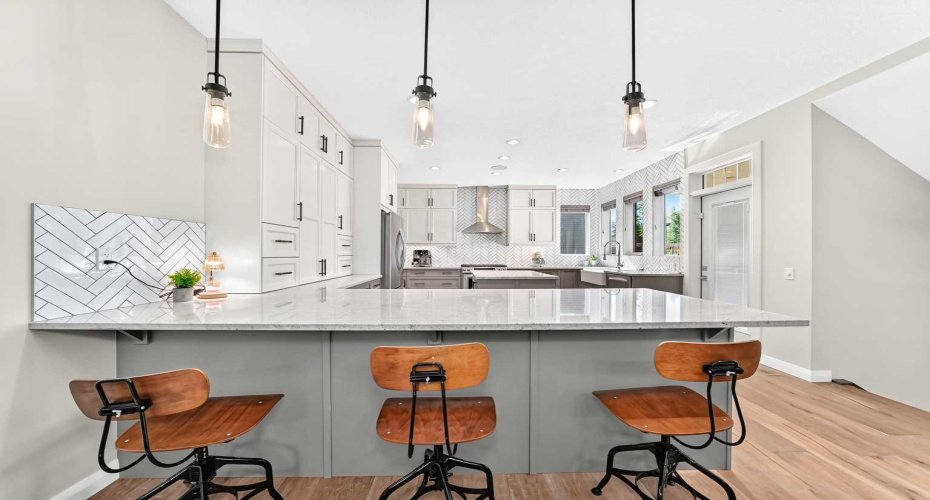 Spacious Breakfast Bar Overlooking the Kitchen