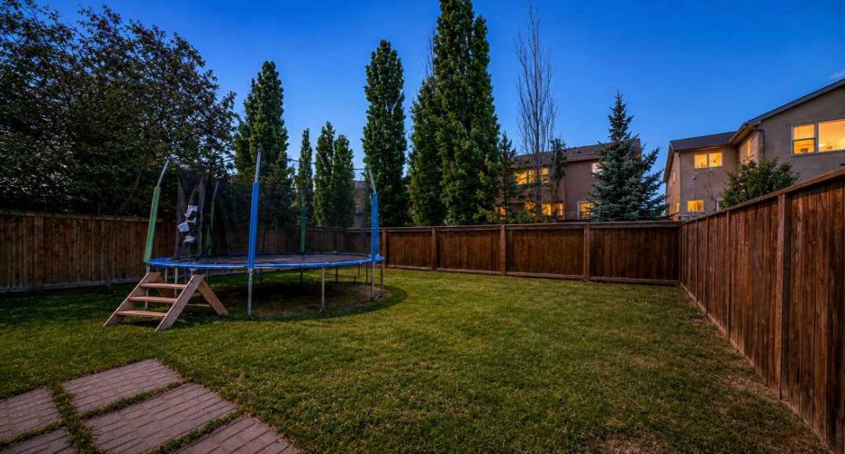 275 Aspen Hills Close, Calgary, Alberta T3H 0C8, 4 Bedrooms Bedrooms, ,4 BathroomsBathrooms,Residential,For Sale,Aspen Hills,A2323801
