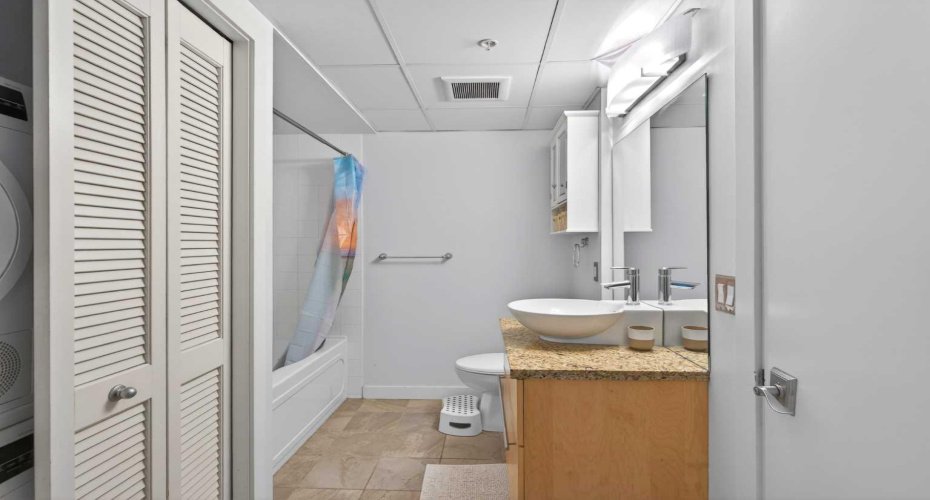 211 13 Avenue, Calgary, Alberta T2R 0V6, 2 Bedrooms Bedrooms, ,2 BathroomsBathrooms,Residential,For Sale,13,A2324806