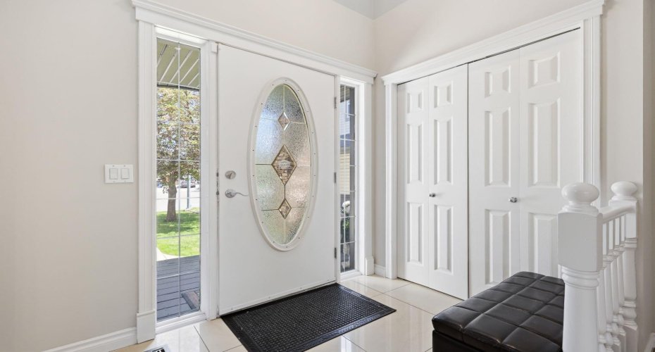 331 MILLVIEW Bay, Calgary, Alberta T2Y 3Y1, 4 Bedrooms Bedrooms, ,4 BathroomsBathrooms,Residential,For Sale,MILLVIEW,A2323816