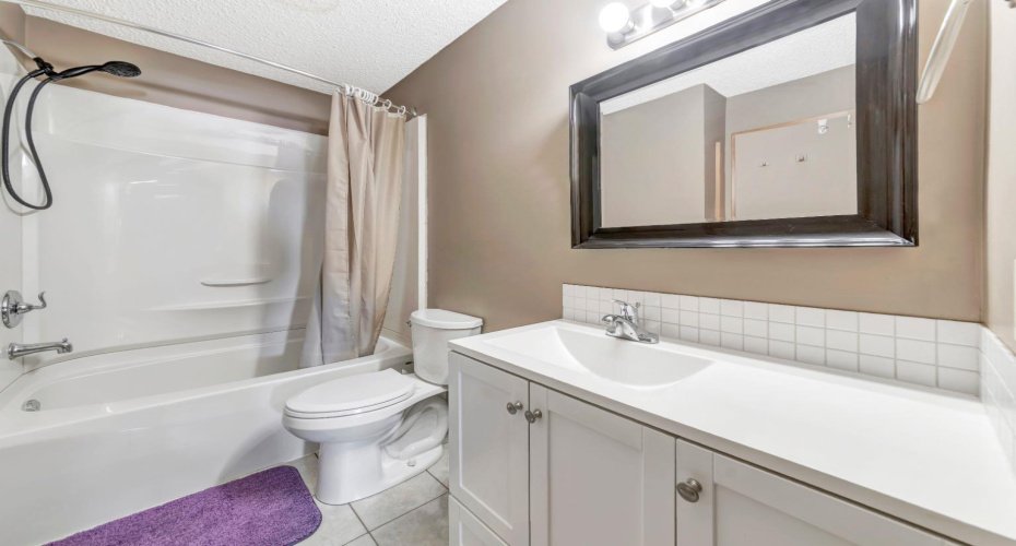 3007 57A Avenue, Lloydminster, Alberta T9V 1W5, 2 Bedrooms Bedrooms, ,1 BathroomBathrooms,Residential,For Sale,57A,A2324814