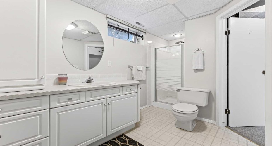 3227 Collingwood Drive, Calgary, Alberta T2L 0R7, 4 Bedrooms Bedrooms, ,2 BathroomsBathrooms,Residential,For Sale,Collingwood,A2323819