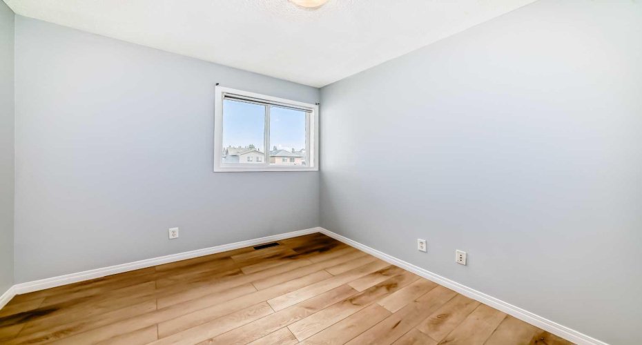 142 AUBURN BAY Heights, Calgary, Alberta T3M 0A7, 3 Bedrooms Bedrooms, ,4 BathroomsBathrooms,Residential,For Sale,AUBURN BAY,A2324823