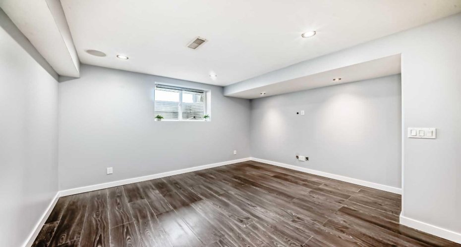 142 AUBURN BAY Heights, Calgary, Alberta T3M 0A7, 3 Bedrooms Bedrooms, ,4 BathroomsBathrooms,Residential,For Sale,AUBURN BAY,A2324823