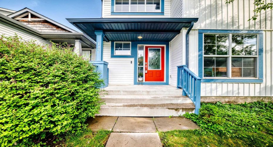 142 AUBURN BAY Heights, Calgary, Alberta T3M 0A7, 3 Bedrooms Bedrooms, ,4 BathroomsBathrooms,Residential,For Sale,AUBURN BAY,A2324823