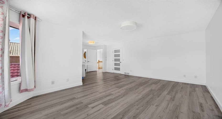 7 Signature Mews, Calgary, Alberta T3H 2V6, 5 Bedrooms Bedrooms, ,4 BathroomsBathrooms,Residential,For Sale,Signature,A2323821