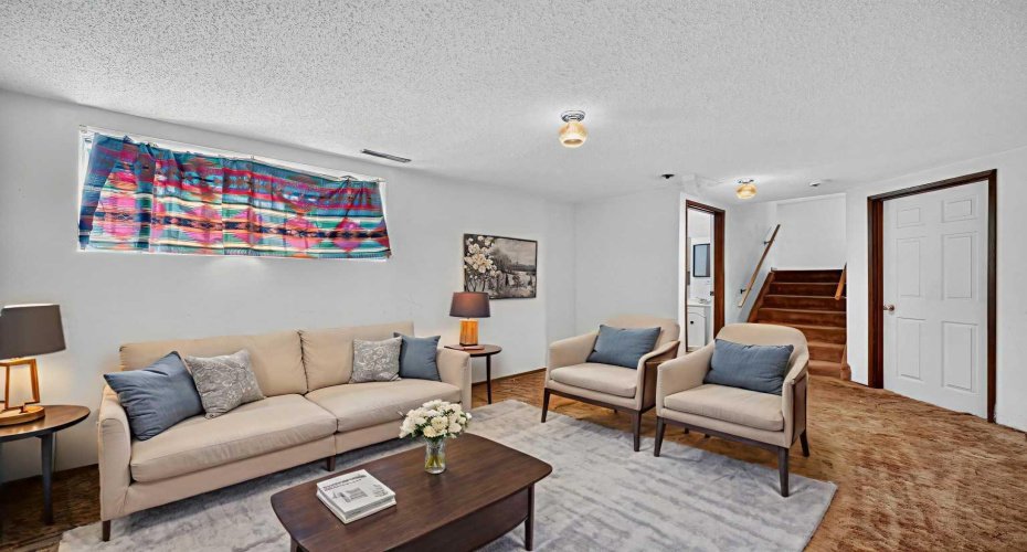 117 Fairview Drive, Calgary, Alberta T2H 1B4, 3 Bedrooms Bedrooms, ,2 BathroomsBathrooms,Residential,For Sale,Fairview,A2323822