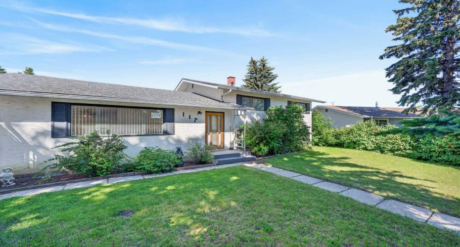 117 Fairview Drive, Calgary, Alberta T2H 1B4, 3 Bedrooms Bedrooms, ,2 BathroomsBathrooms,Residential,For Sale,Fairview,A2323822
