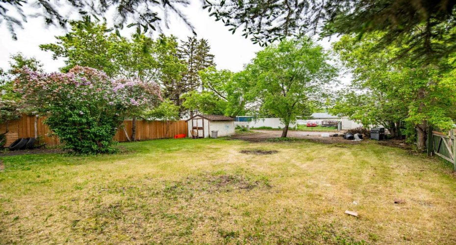 5504 58A Street, Red Deer, Alberta T4N 2M3, 3 Bedrooms Bedrooms, ,2 BathroomsBathrooms,Residential,For Sale,58A,A2324831