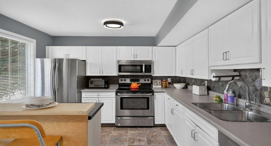 624 Regal Park, Calgary, Alberta T3E 0S6, 3 Bedrooms Bedrooms, ,2 BathroomsBathrooms,Residential,For Sale,Regal,A2323828