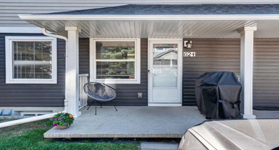 624 Regal Park, Calgary, Alberta T3E 0S6, 3 Bedrooms Bedrooms, ,2 BathroomsBathrooms,Residential,For Sale,Regal,A2323828