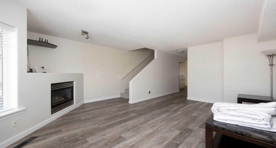 123 Arabian Drive, Fort McMurray, Alberta T9H 2K4, 2 Bedrooms Bedrooms, ,2 BathroomsBathrooms,Residential,For Sale,Arabian,A2324835
