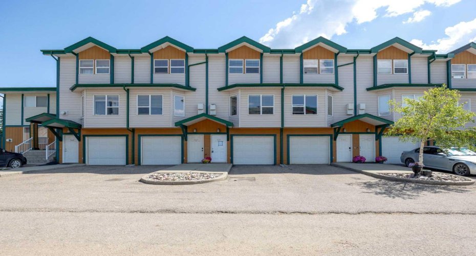 123 Arabian Drive, Fort McMurray, Alberta T9H 2K4, 2 Bedrooms Bedrooms, ,2 BathroomsBathrooms,Residential,For Sale,Arabian,A2324835