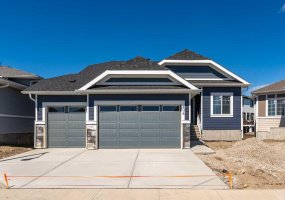 204 Monterey Bay, High River, Alberta T1V 0J7, 4 Bedrooms Bedrooms, ,3 BathroomsBathrooms,Residential,For Sale,Monterey,A2323940 204 Monterey Bay, High River, Alberta T1V 0J7, 4 Bedrooms Bedrooms, ,3 BathroomsBathrooms,Residential,For Sale,Monterey,A2323940