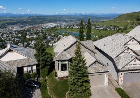 124 Gleneagles Estates Lane, Cochrane, Alberta T4C 2H7, 3 Bedrooms Bedrooms, ,3 BathroomsBathrooms,Residential,For Sale,Gleneagles Estates,A2324250 124 Gleneagles Estates Lane, Cochrane, Alberta T4C 2H7, 3 Bedrooms Bedrooms, ,3 BathroomsBathrooms,Residential,For Sale,Gleneagles Estates,A2324250