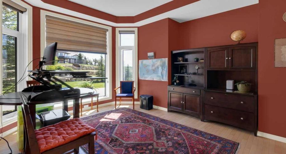 Main floor flex room
