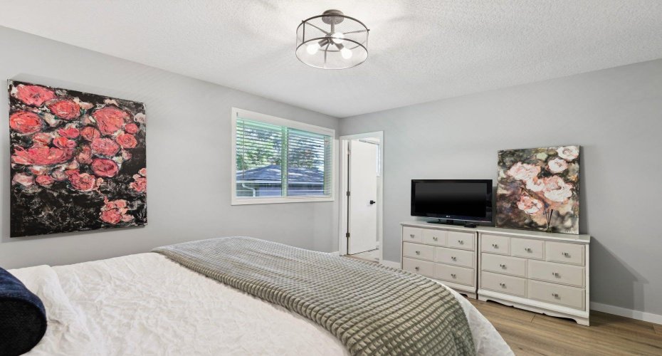 716 Cantree Road, Calgary, Alberta T2W2L5, 3 Bedrooms Bedrooms, ,3 BathroomsBathrooms,Residential,For Sale,Cantree,A2324333