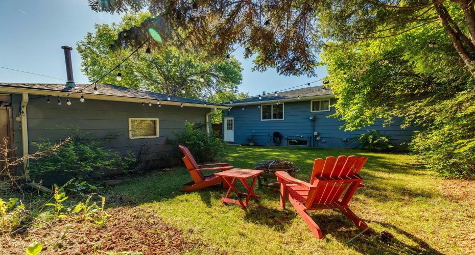 716 Cantree Road, Calgary, Alberta T2W2L5, 3 Bedrooms Bedrooms, ,3 BathroomsBathrooms,Residential,For Sale,Cantree,A2324333