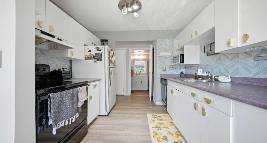 6416 4a Street, Calgary, Alberta T2K 5M9, 3 Bedrooms Bedrooms, ,2 BathroomsBathrooms,Residential,For Sale,4a,A2324363