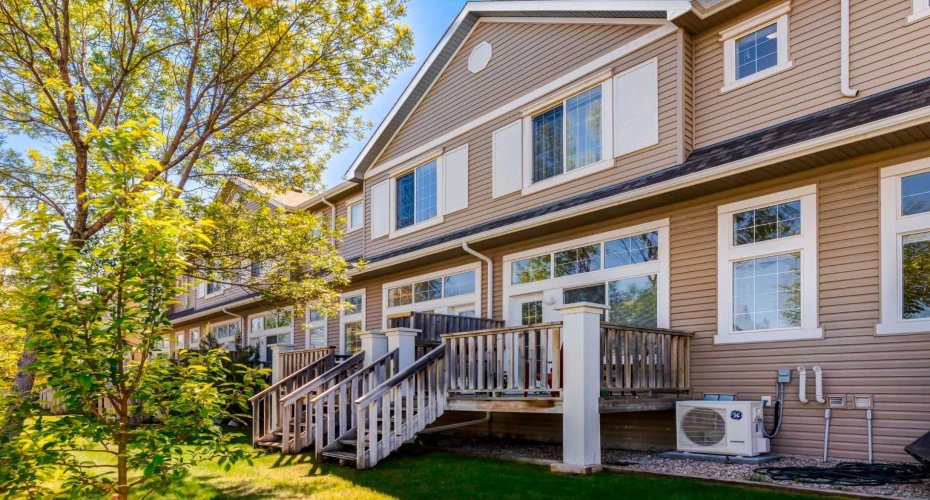 55 Copperfield Court, Calgary, Alberta T2Z 4Z3, 2 Bedrooms Bedrooms, ,3 BathroomsBathrooms,Residential,For Sale,Copperfield,A2324369