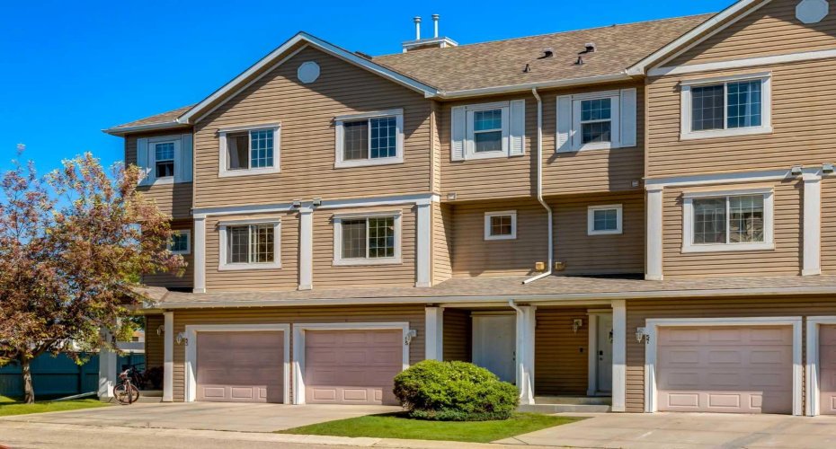 55 Copperfield Court, Calgary, Alberta T2Z 4Z3, 2 Bedrooms Bedrooms, ,3 BathroomsBathrooms,Residential,For Sale,Copperfield,A2324369