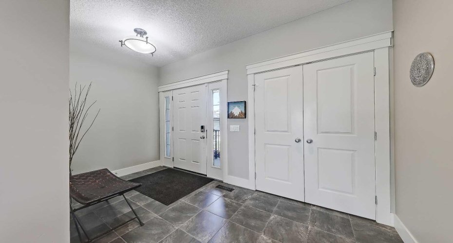 64 Heritage Green, Cochrane, Alberta T4C 0L3, 3 Bedrooms Bedrooms, ,4 BathroomsBathrooms,Residential,For Sale,Heritage,A2324432