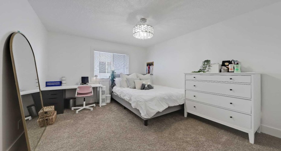 64 Heritage Green, Cochrane, Alberta T4C 0L3, 3 Bedrooms Bedrooms, ,4 BathroomsBathrooms,Residential,For Sale,Heritage,A2324432