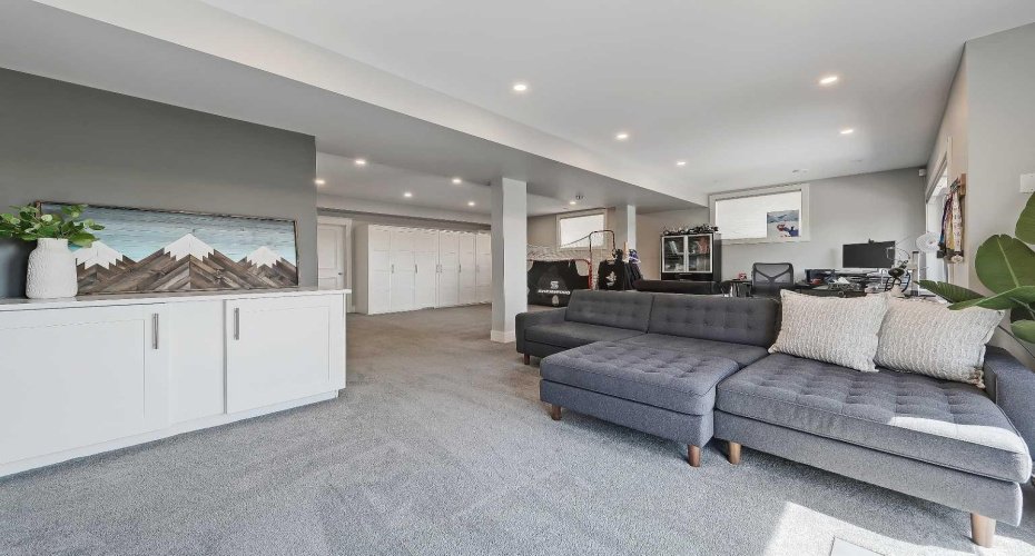 64 Heritage Green, Cochrane, Alberta T4C 0L3, 3 Bedrooms Bedrooms, ,4 BathroomsBathrooms,Residential,For Sale,Heritage,A2324432