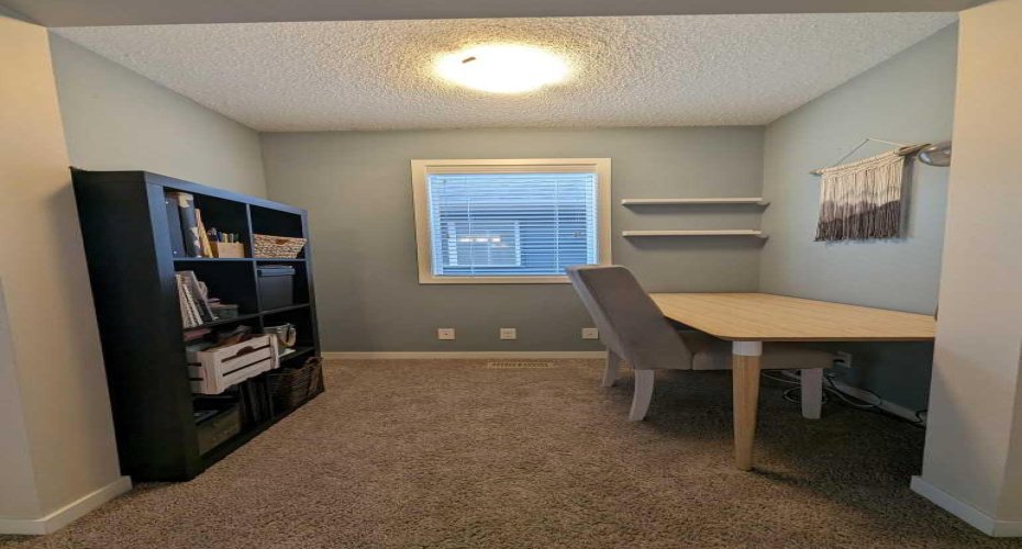 16 Fireside Place, Cochrane, Alberta T4C 0R2, 3 Bedrooms Bedrooms, ,3 BathroomsBathrooms,Residential,For Sale,Fireside,A2324458