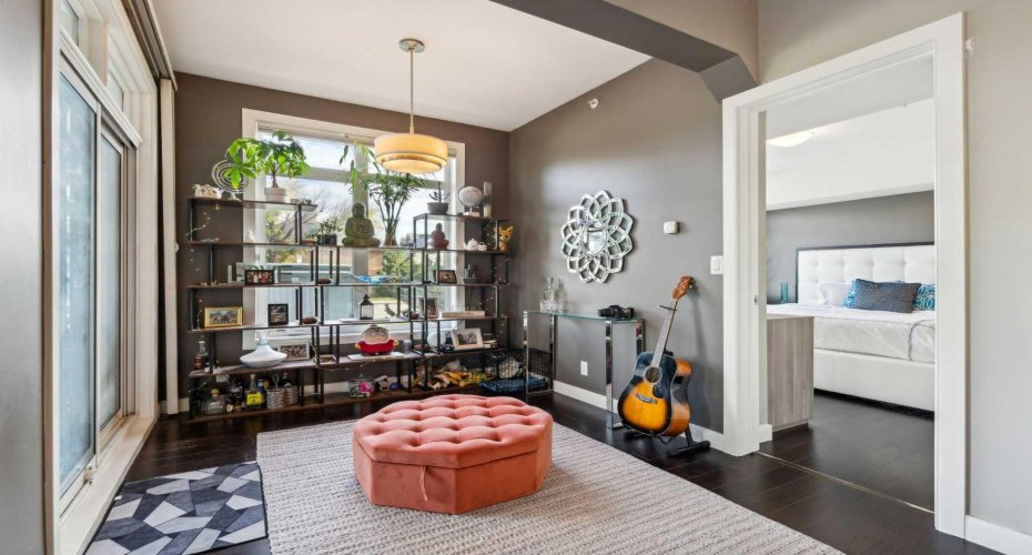 540 34 Street, Calgary, Alberta T2N 2X7, 2 Bedrooms Bedrooms, ,2 BathroomsBathrooms,Residential,For Sale,34,A2319261
