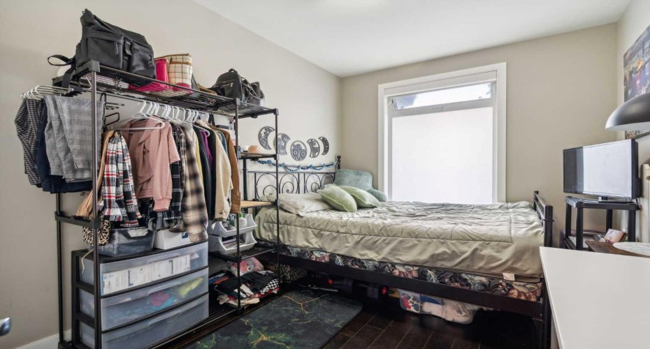 540 34 Street, Calgary, Alberta T2N 2X7, 2 Bedrooms Bedrooms, ,2 BathroomsBathrooms,Residential,For Sale,34,A2319261