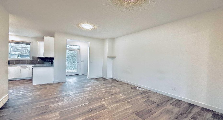 189 Carringvue Way, Calgary, Alberta T3P 1K6, 3 Bedrooms Bedrooms, ,3 BathroomsBathrooms,Residential,For Sale,Carringvue,A2321050