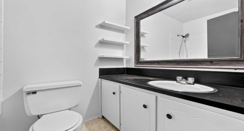 210 86 Avenue, Calgary, Alberta T2H 1N6, 3 Bedrooms Bedrooms, ,2 BathroomsBathrooms,Residential,For Sale,86,A2324597