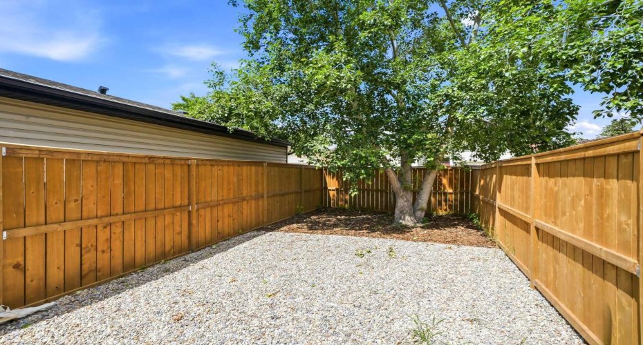 131 Fallswater Road, Calgary, Alberta T3J 1B2, 4 Bedrooms Bedrooms, ,3 BathroomsBathrooms,Residential,For Sale,Fallswater,A2324671