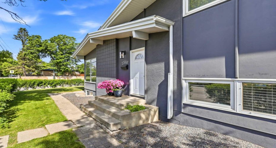 2516 63 Avenue, Calgary, Alberta T3E5J5, 4 Bedrooms Bedrooms, ,2 BathroomsBathrooms,Residential,For Sale,63,A2324720