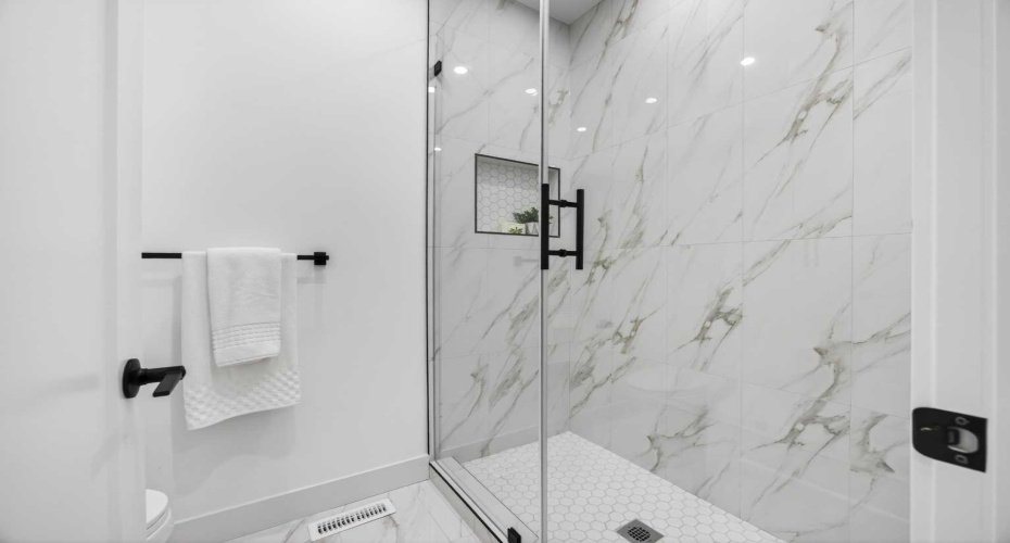 407 Patterson Boulevard, Calgary, Alberta T3H 3N6, 5 Bedrooms Bedrooms, ,5 BathroomsBathrooms,Residential,For Sale,Patterson,A2279987