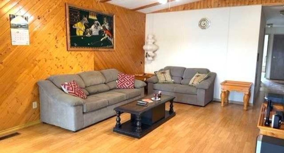 4908 46 Street, Hardisty, Alberta T0B 1V0, 3 Bedrooms Bedrooms, ,1 BathroomBathrooms,Residential,For Sale,46,A2307621