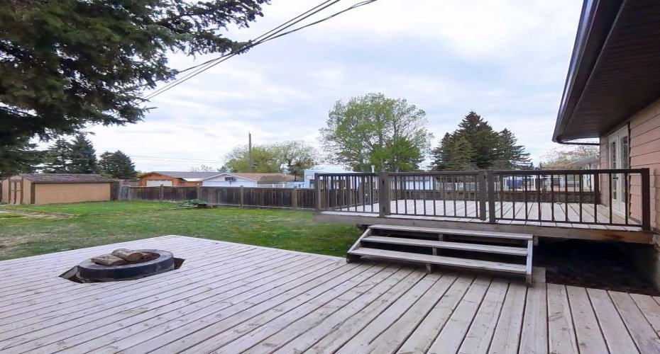 5411 51 Avenue, Rocky Mountain House, Alberta T4T1E8, 3 Bedrooms Bedrooms, ,2 BathroomsBathrooms,Residential,For Sale,51,A2311244