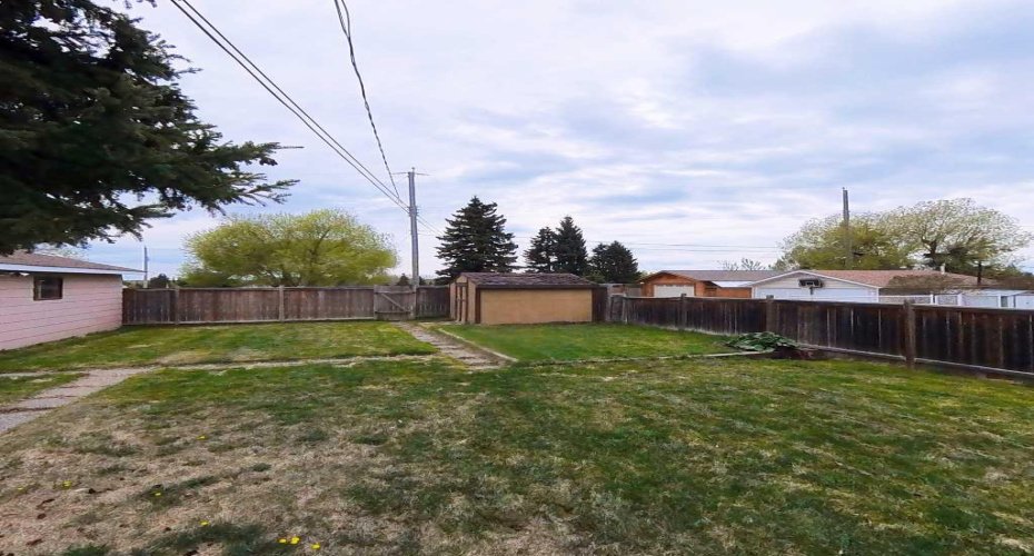 5411 51 Avenue, Rocky Mountain House, Alberta T4T1E8, 3 Bedrooms Bedrooms, ,2 BathroomsBathrooms,Residential,For Sale,51,A2311244