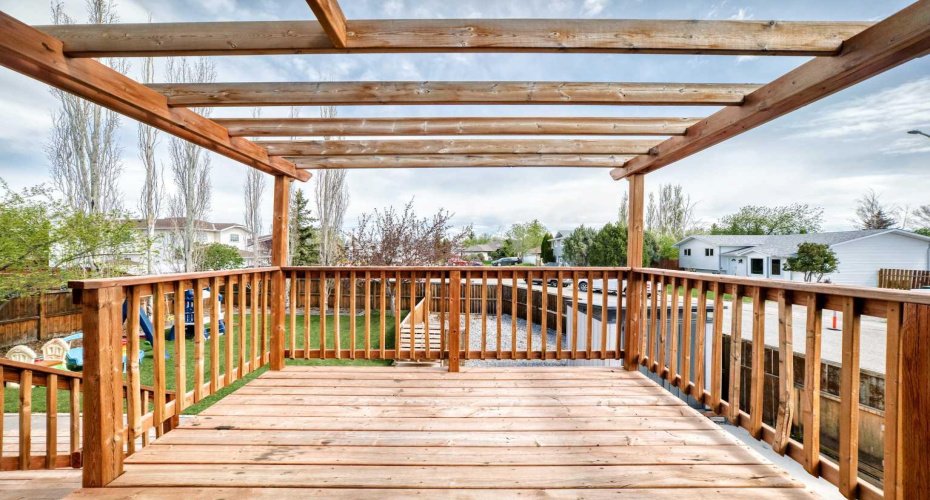 26 Green Meadow Drive, Strathmore, Alberta T1P 1H3, 5 Bedrooms Bedrooms, ,3 BathroomsBathrooms,Residential,For Sale,Green Meadow,A2312493